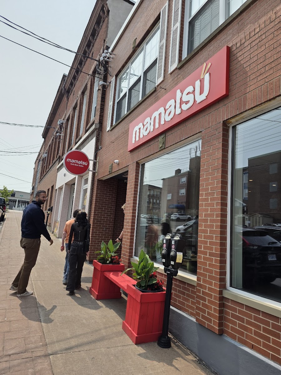 Mamatsu Fresh Asian Kitchen-3